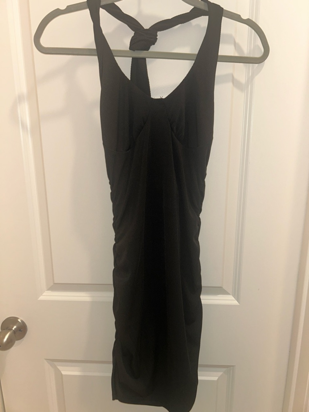 Black Sleeveless Knot-Back Bodycon Dress